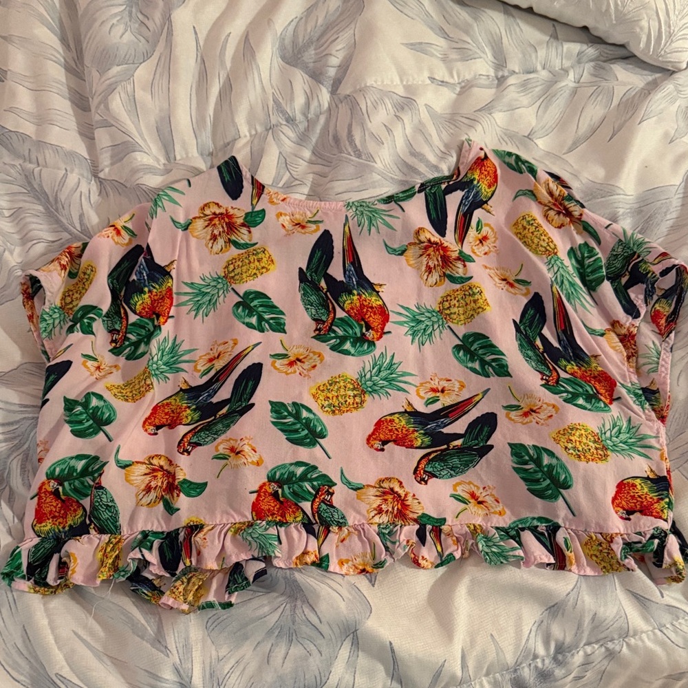 Women’s Pink Tropical Parrot Print Ruffle Hem Top